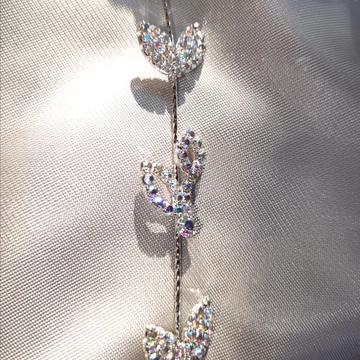 Menyasszonyi fejdísz, levélmintás