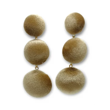 BÁRSONY BOGYÓS FÜLBEVALÓ- BARNA