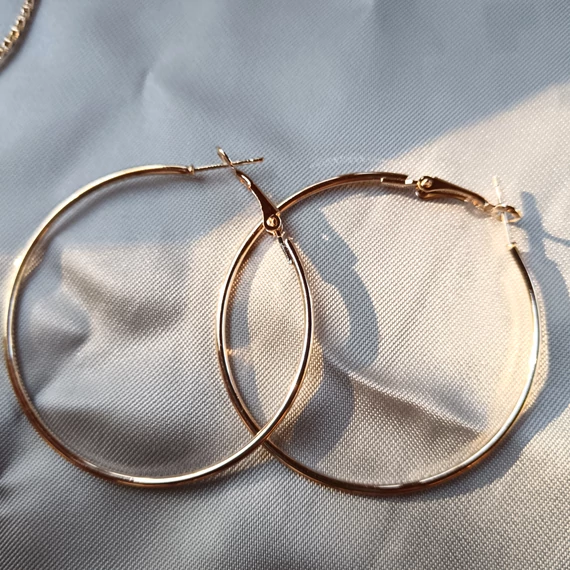 Arany sima nagy karika fülbevaló