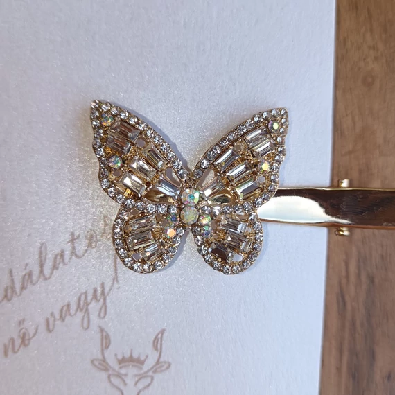 Pillangó köves csipesz