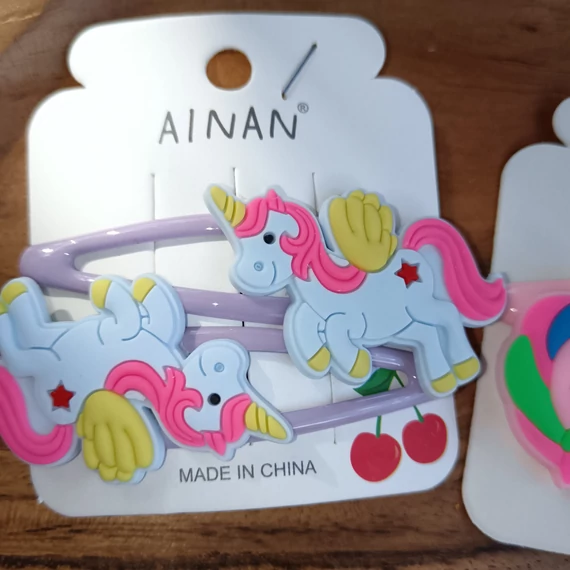 Póni lovas csit-csat