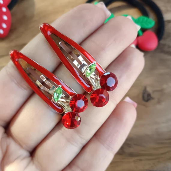 Cseresznyés csit-csat