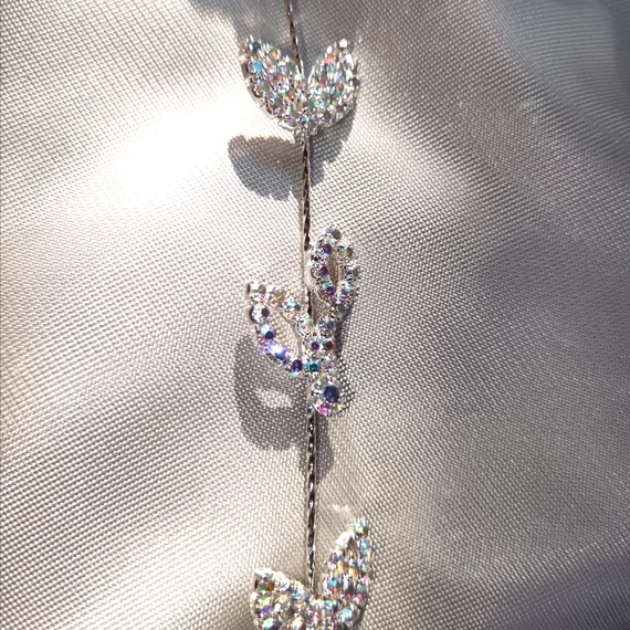 Menyasszonyi fejdísz, levélmintás