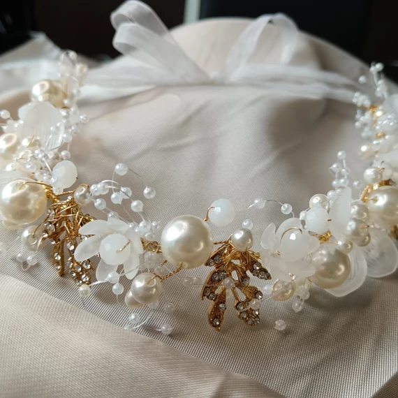 Esküvői, menyasszonyi fejdísz