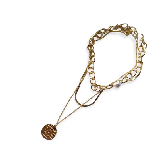 HÁROM RÉSZES NYAKLÁNC - ÍRÁSOS MEDÁLLAL- 18 K ARANY BEVONAT