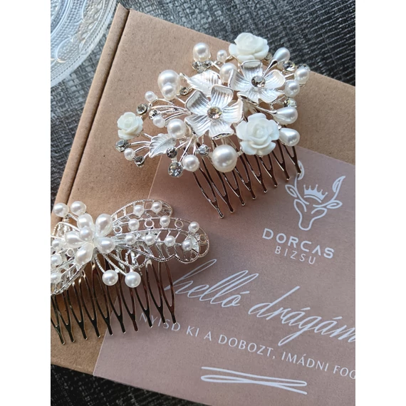 Lepkés kontyba való fésű