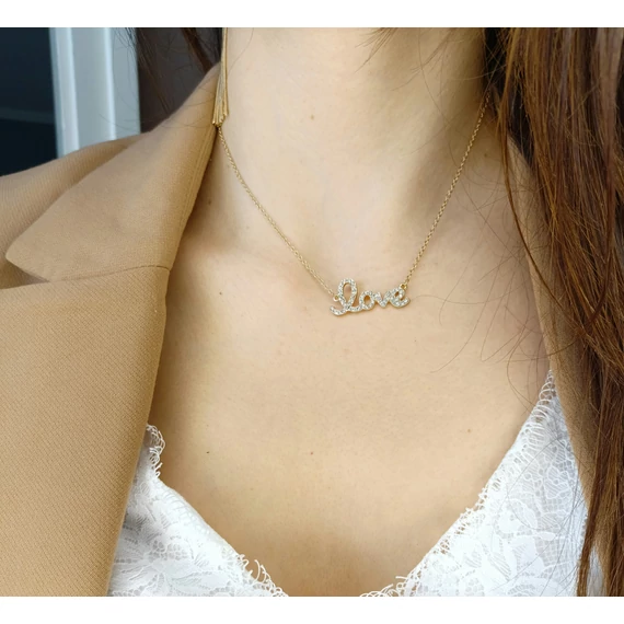 LOVE ARANY SZÍNŰ NYAKLÁNC KÖVEKKEL- 18 K ARANY BEVONAT