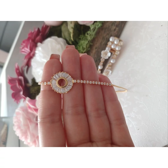 18 KARÁTOS ARANY BEVONATÚ KARKÖTŐ ÜVEGKRISTÁLLYAL