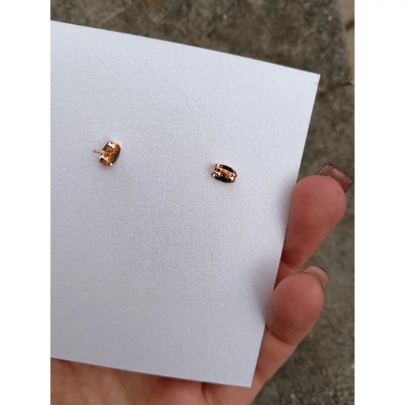 NEMESACÉL FÜLBEVALÓ SZÍV ALAKÚ-KÖVEKKEL