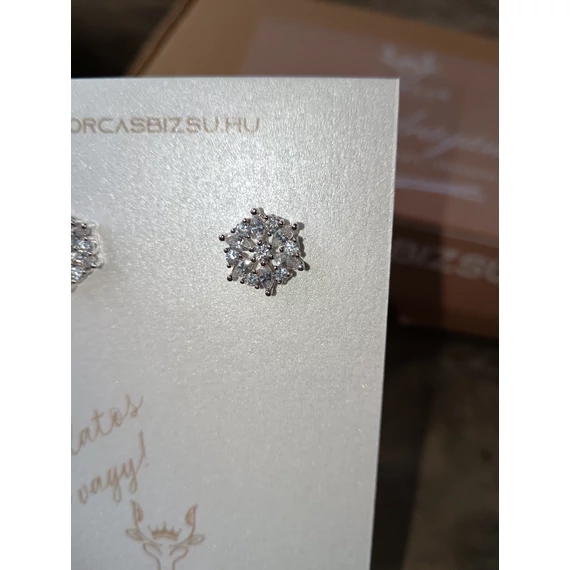 NEMESACÉL FÜLBEVALÓ VIRÁGOS KÖVEKKEL-SILVER