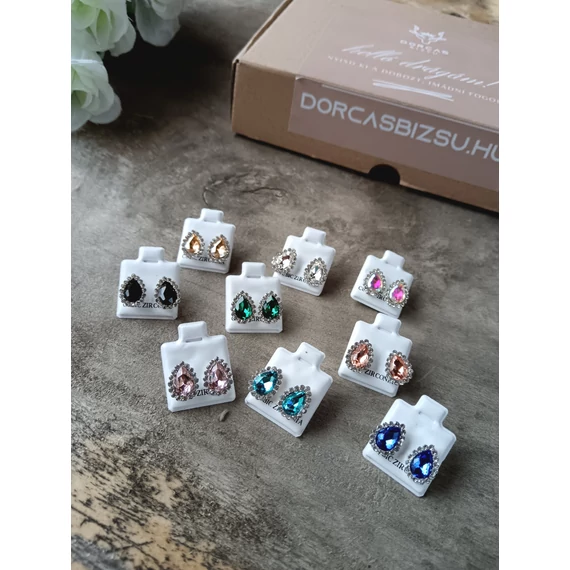 Csepp köves fülbevaló