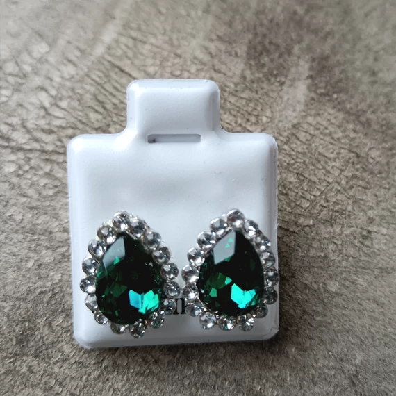 Csepp köves fülbevaló