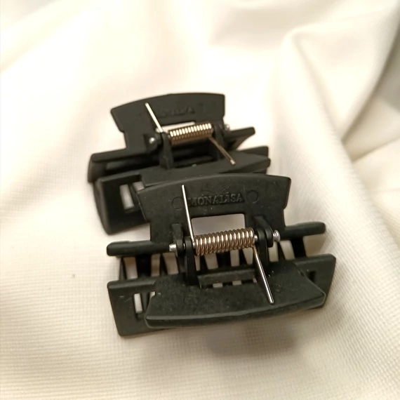 Kaucsuk törhetetlen hajcsat széles közép méret FEKETE