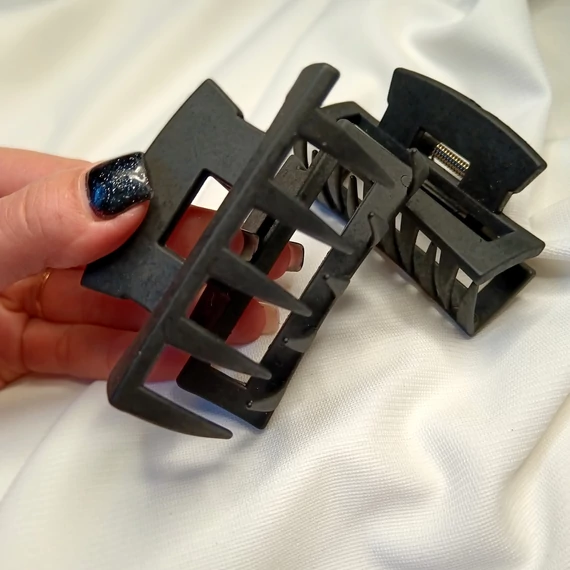 Kaucsuk gumi szögletes nagy hajcsat