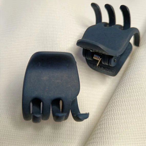 Kaucsuk törhetetlen hajcsat_ közép méret KÉK