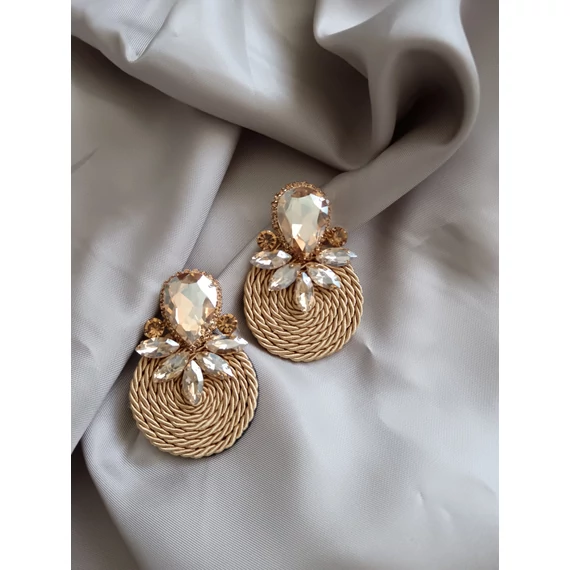 BARNA ARANY KÖVES FÜLBEVALÓ