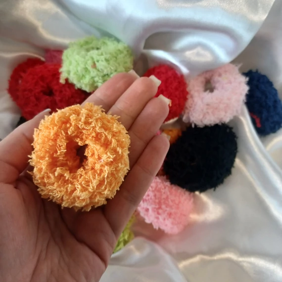 Bolyhos hajgumi_narancs